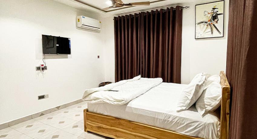 2 Bedroom Suite